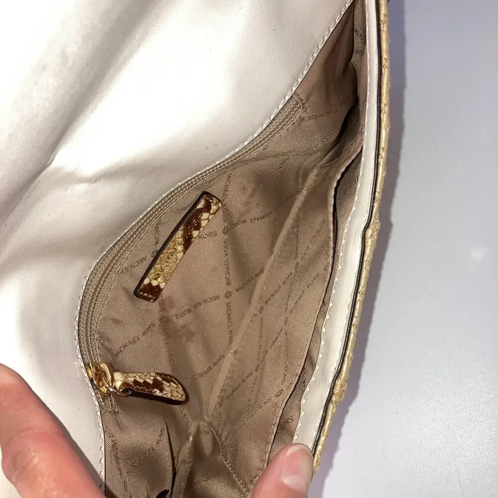 MICHAEL KORS SMALL STRAW AND LEATHER SNAKE PRINT CROSSBODY